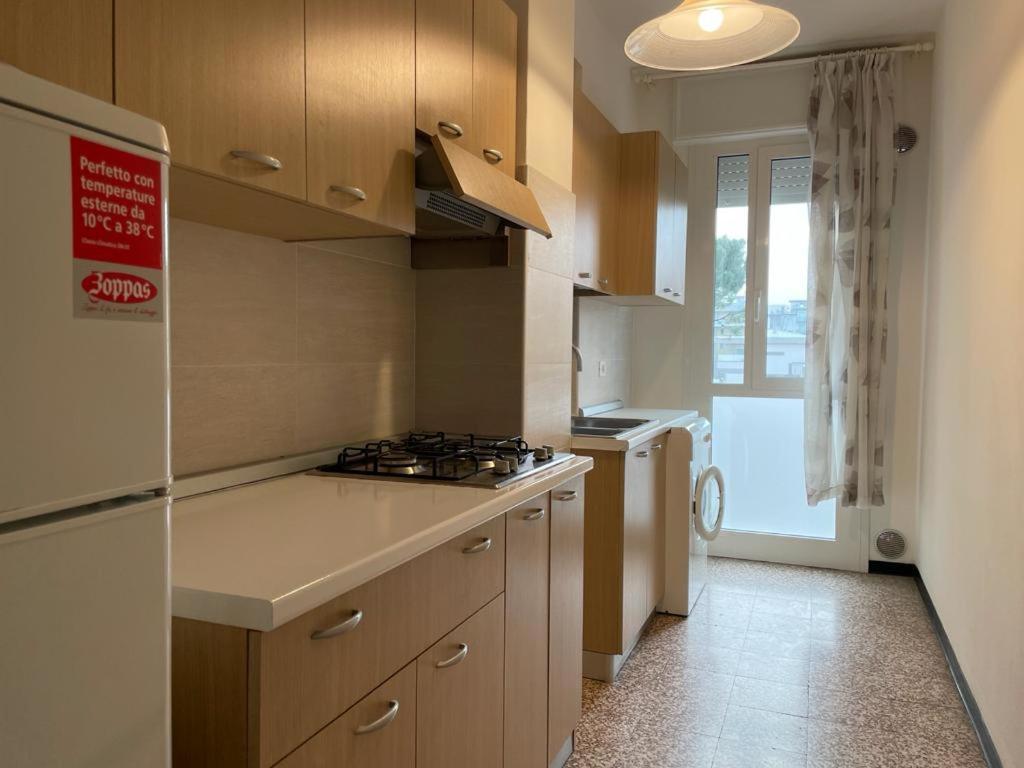 Residence Centro Commerciale - Walterigato Apartments Solo Per Famiglie リド・ディ・イエゾロ エクステリア 写真