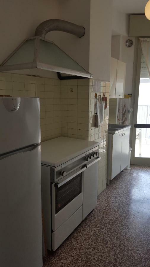 Residence Centro Commerciale - Walterigato Apartments Solo Per Famiglie リド・ディ・イエゾロ エクステリア 写真